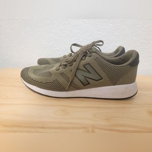 Men's New Balance Sneaker